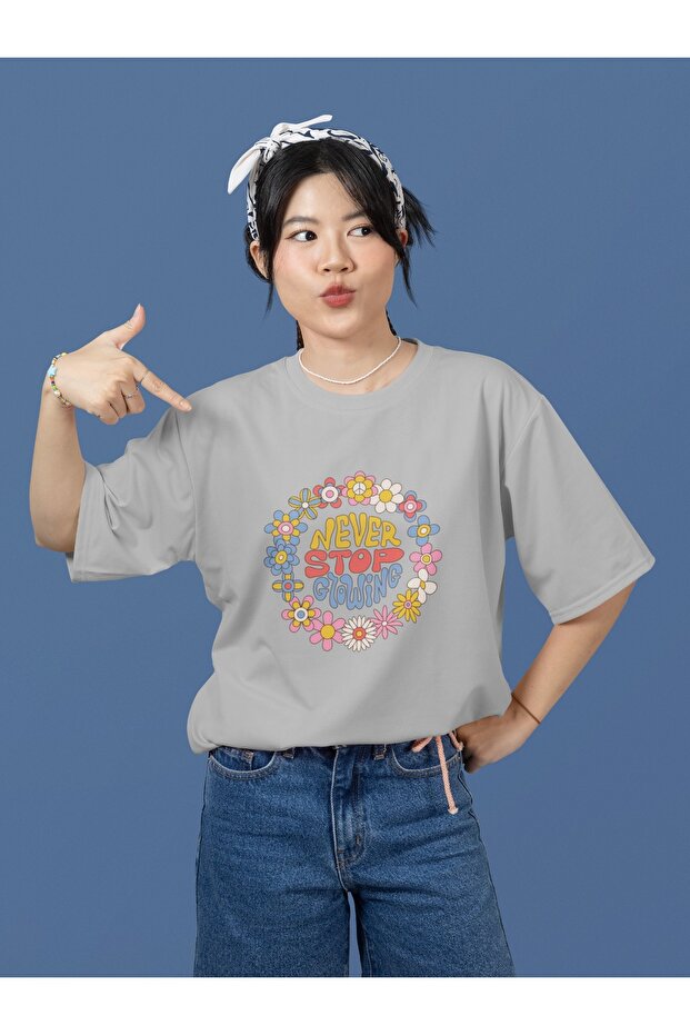 Girl/Women Never Stop Gloving Transfer Printed Round Neck Short Sleeve T-Shirt