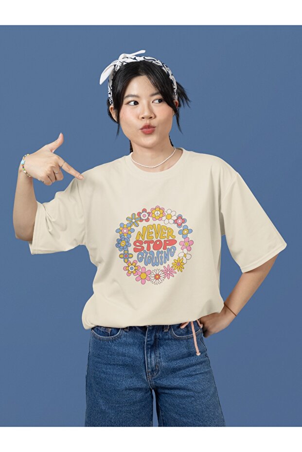 Girl/Women Never Stop Gloving Transfer Printed Round Neck Short Sleeve T-Shirt
