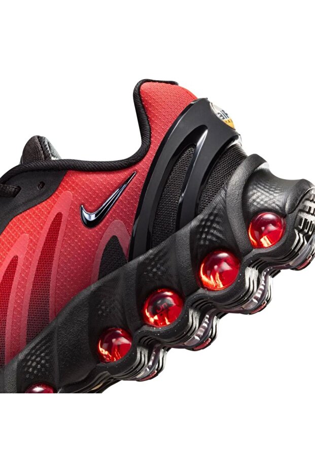 Air Max DN8 'Black Bright Crimson' Spormoon - 5