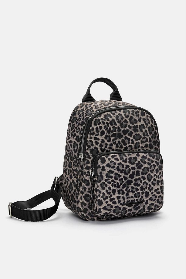 Leopar desenli naylon sırt çantası - 1