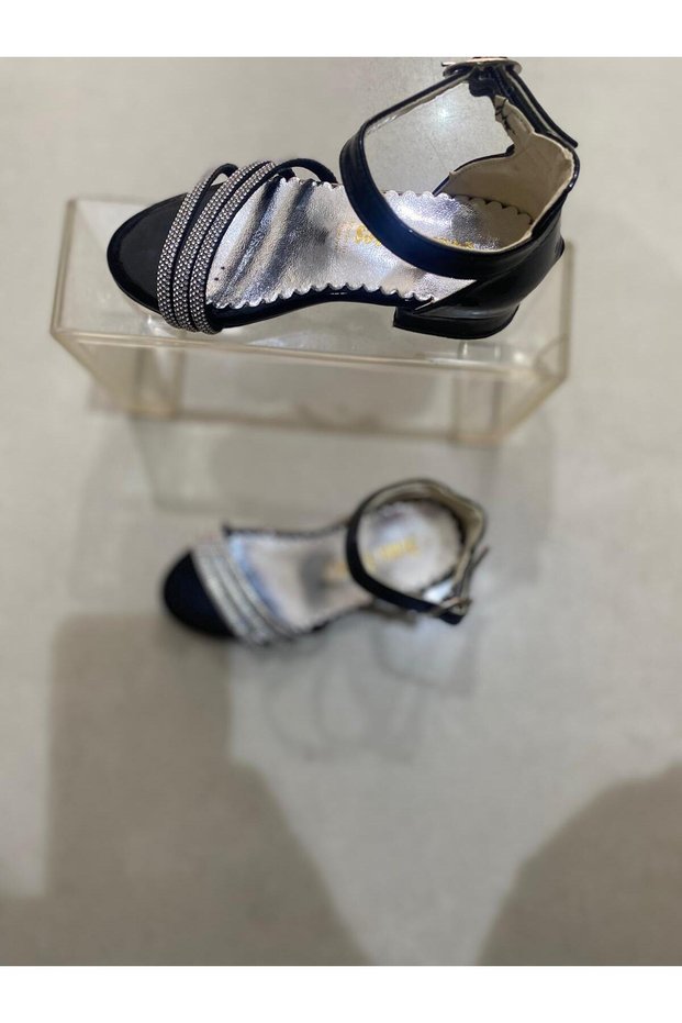 Black Stone Accessory Lace-Up Baby Heels