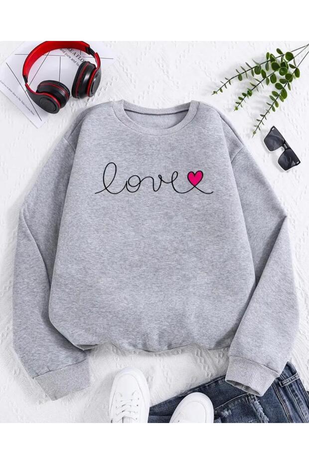 Love Text Detailed Crew Neck Fleece Sweatshirt