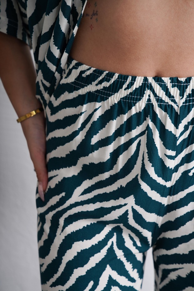 Zigzag Patterned Kimono - Crop Set - 4