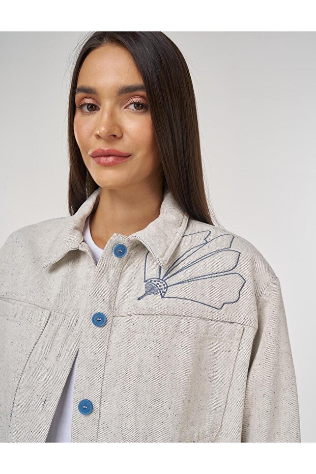 سترة دينم بجيب مزدوج باللون الرمادي - 7