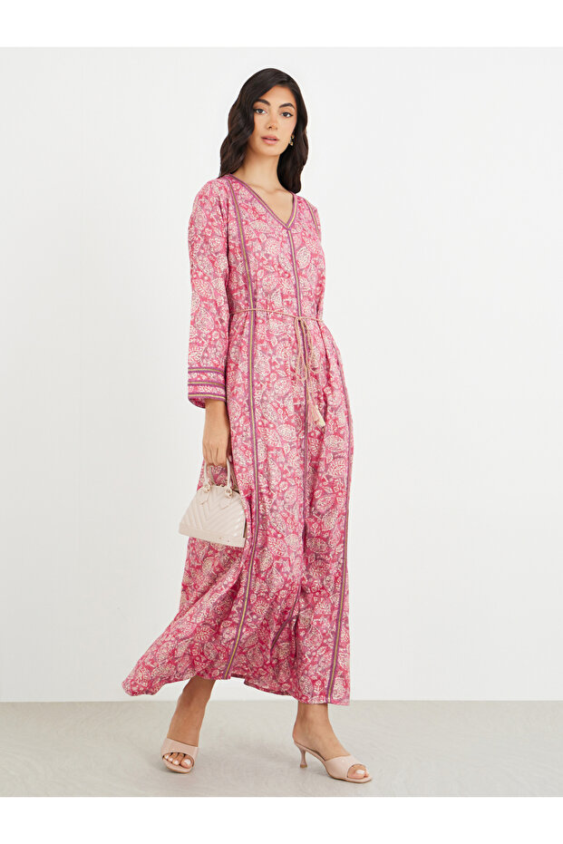 All Over Print V Neck Jalabiya with Lace Trim