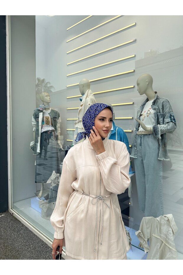 وشاح منقوش من إلسي