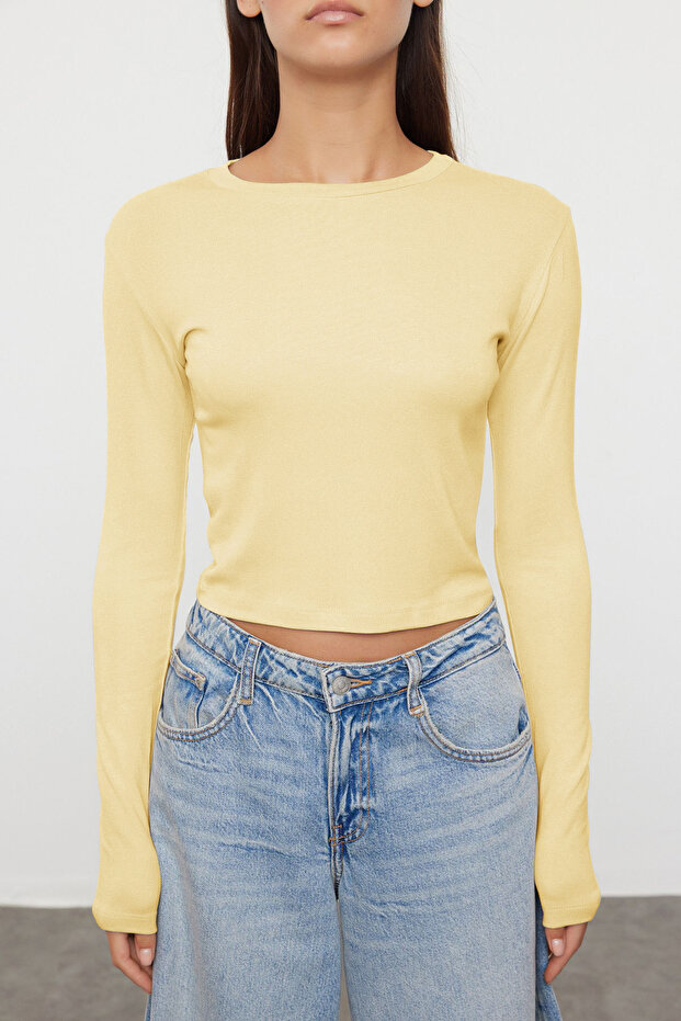 Sarı Viskon Bisiklet Yaka Crop Esnek Örme Bluz TWOAW24BZ00116 - 4