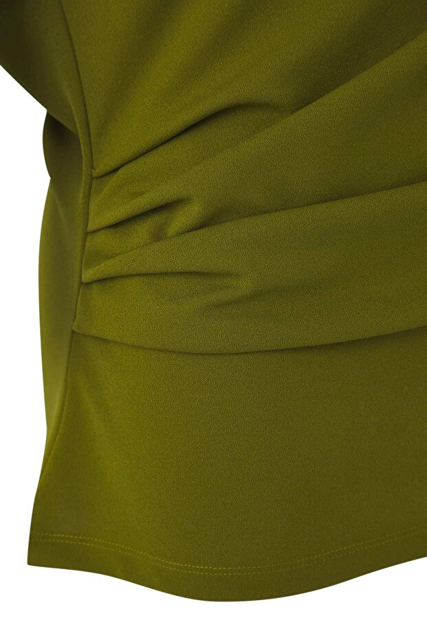 Yağ Yeşil Büzgü/Drape Detaylı Dökümlü Asimetrik Yaka Örme Bluz TBBSS25AF00119 - 6