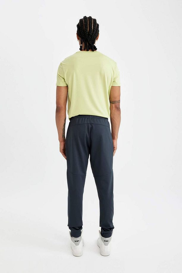 DeFactoFit Sporcu İnce Jogger Eşofman Altı Slim Fit Dar Kesim Skuba Dalgıç Kumaş Beli Bağcıklı Lasti - 6