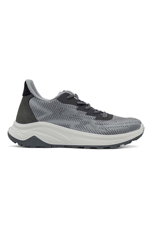 M2010 Men's Sports Shoes