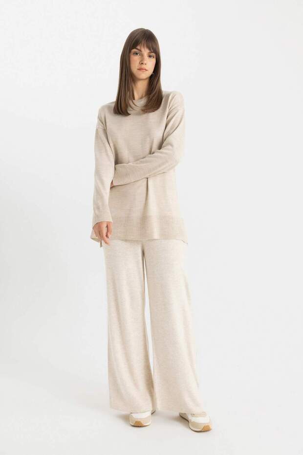 Regular Fit Bisiklet Yaka Yırtmaçlı Basic Düz Triko Kazak Tunik C5165AX24AU - 2