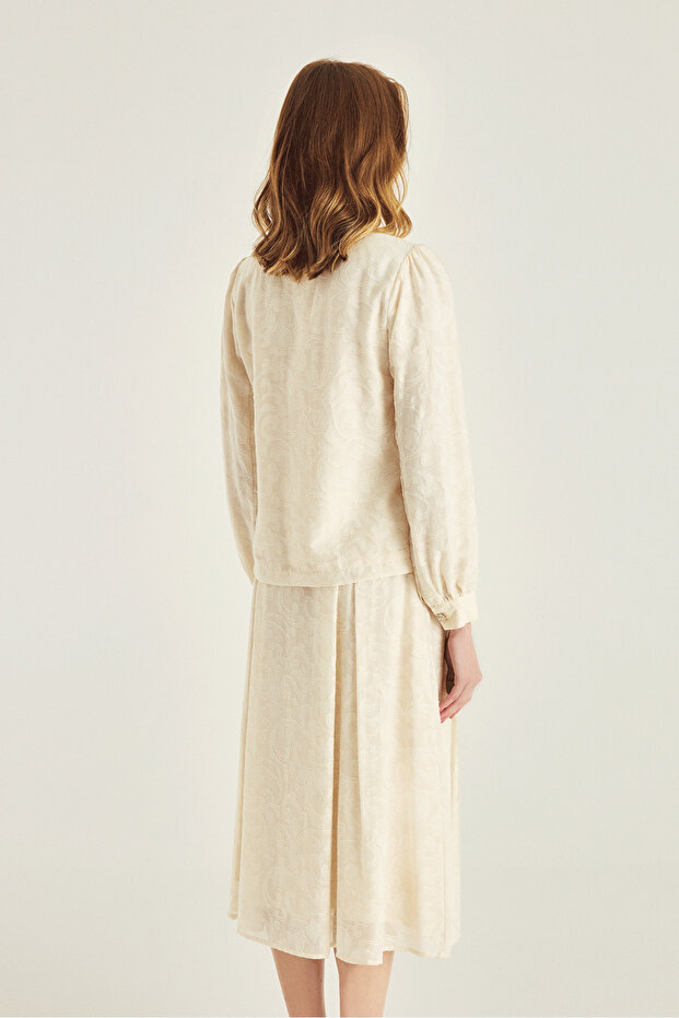 Stoned Buttoned Lace Cream Jacket - 4