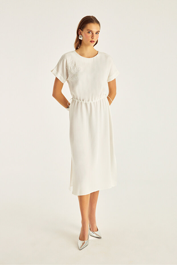 Gathered Waist Midi Dress with Embroidery Detail