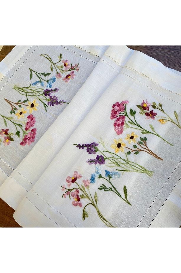Kır çiçekli el nakış işlemeli 50x140 ölçülerinde Keten Kumaş Runner - 1