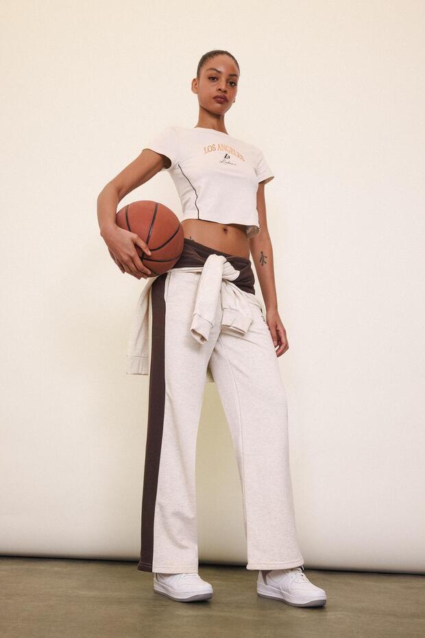 Defactofit Nba Wordmark Thick Sweatpants Wide Leg Wide Loose Leg with Pockets Standard Size D0686Ax24Au