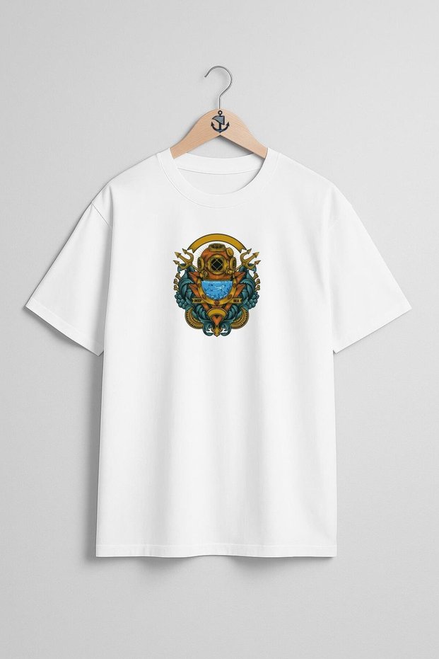 Oversize Vintage Diving Chest Design Unisex T-Shirt