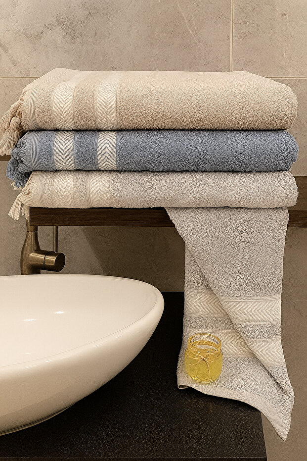 Lora 3-Piece Bath Towel Set – 100X150 cm 100% Cotton, Soft Textured, Knitted Fringe