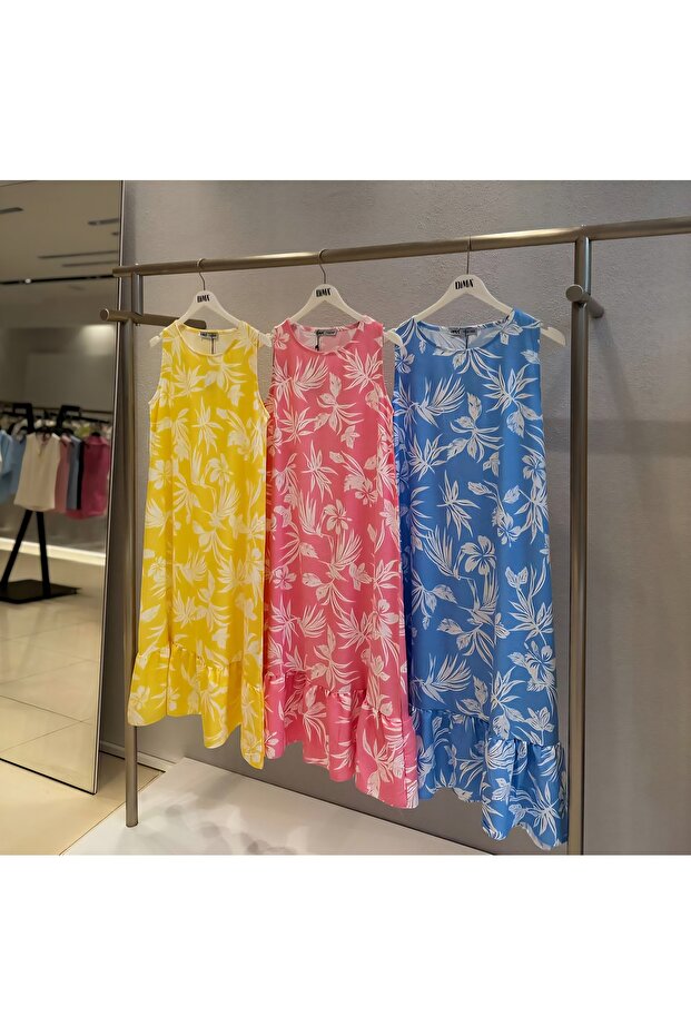 Patterned Floral Patterned Strap Dress - 1