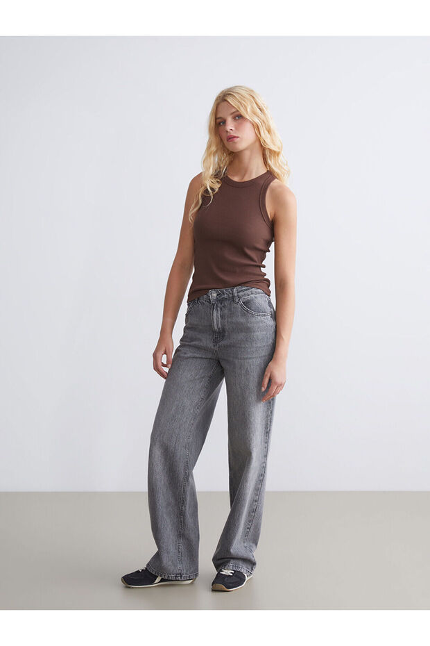Straight Fit Women's Jean Pants