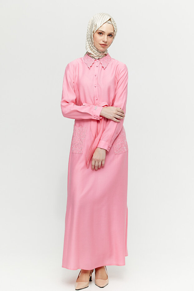 Nakış Detaylı Cepli Elbise - 3