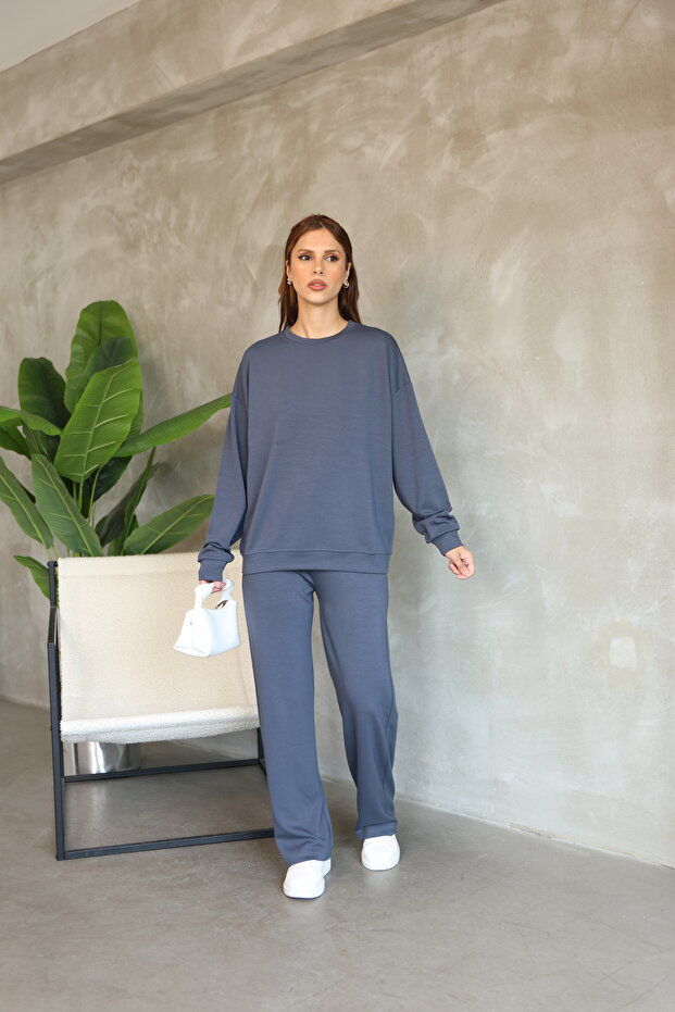 Oversize Crew Neck Wide Leg Modal Fabric Tracksuit Set