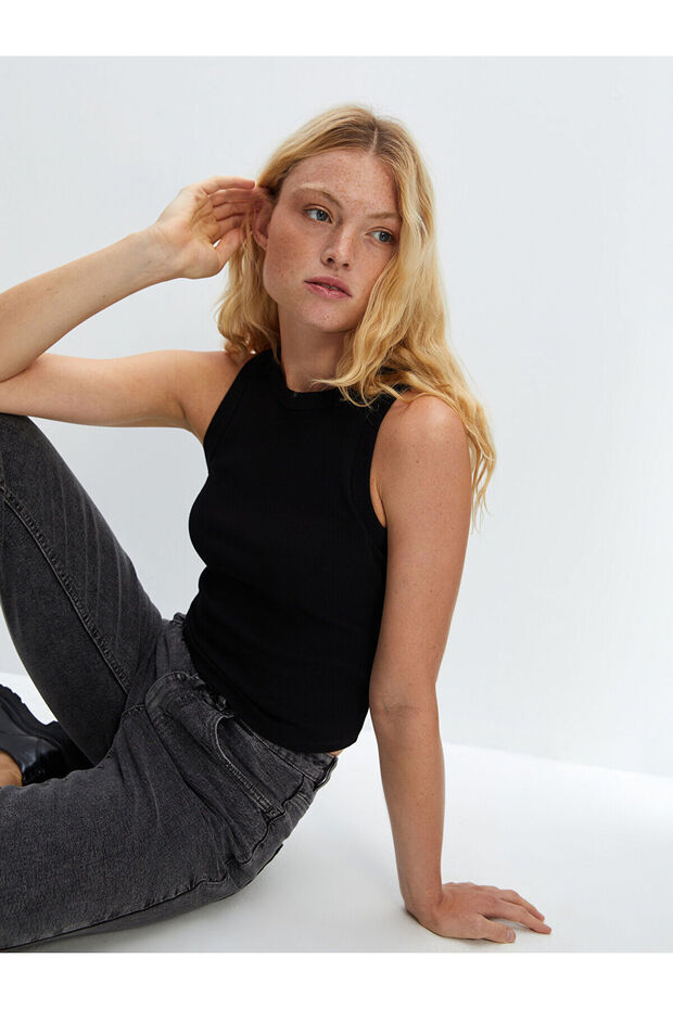Crew Neck Textured Women's Tank Top (S5)