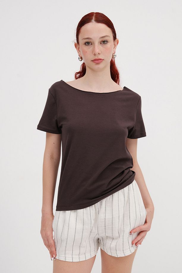 Kayık Yaka Basic T-shirt P1805 - 3