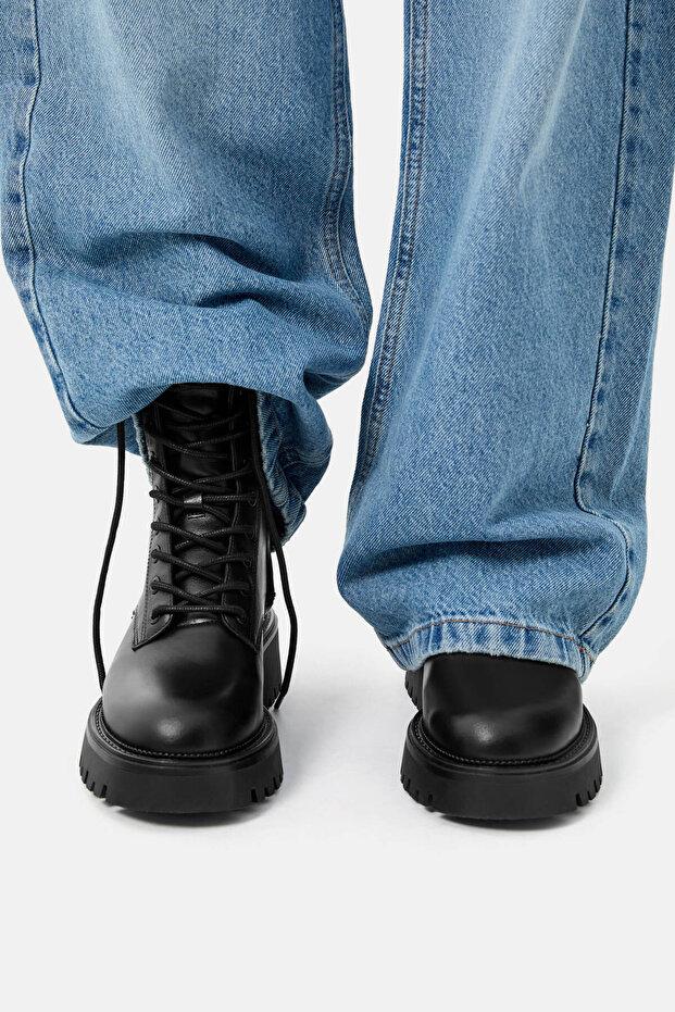 Bağcıklı düz bot - 3