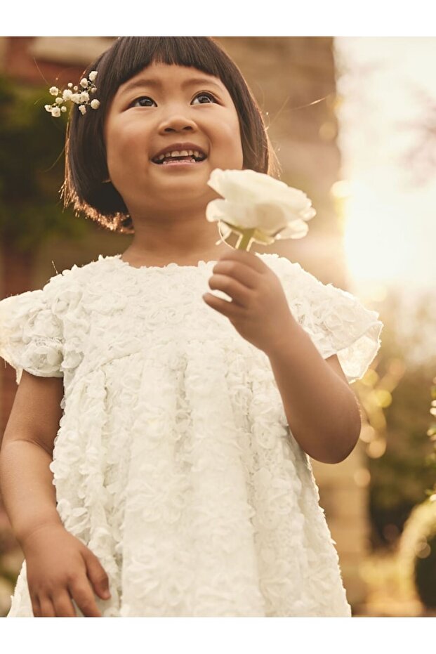 Ivory Short Sleeve 3D Patterned Dress - 3