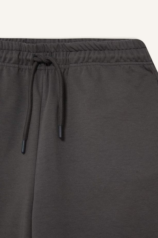 Beli Bağcıklı Basic Düz Bermuda Şort F7997AX25AU - 2