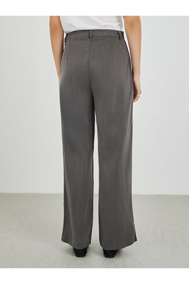 بنطال سادة متوسط الارتفاع بساق مستقيمة - 4