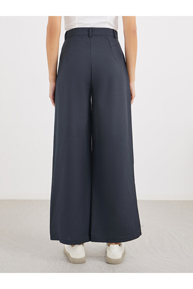 Solid Pleated Wide Leg Pants - 4