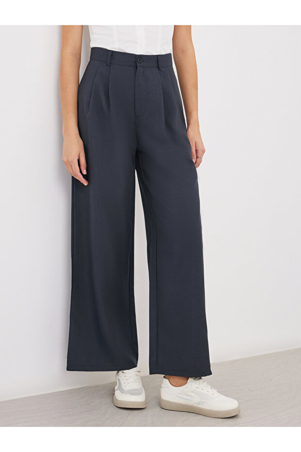 Solid Pleated Wide Leg Pants - 2