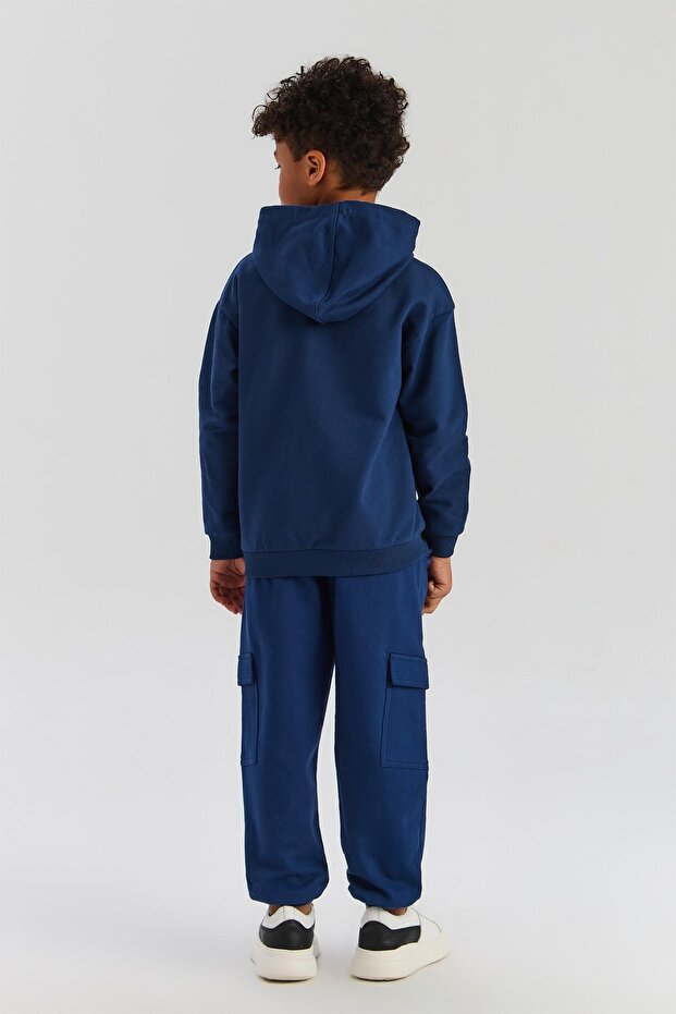 سويت شيرت للأولاد باللون الأزرق الداكن من BG Store - 4