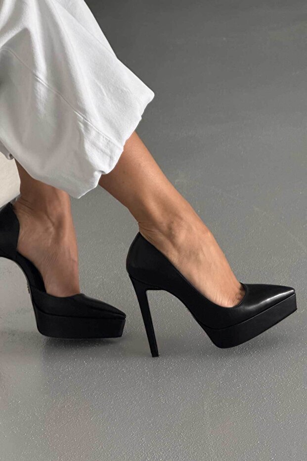 Rex ČERNÝ MATNÝ - 5