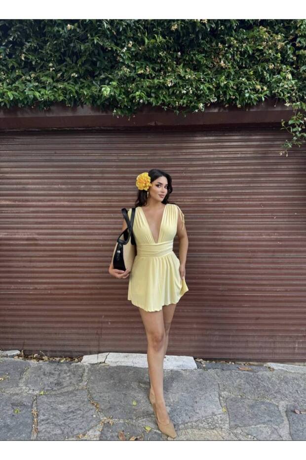Kadın Sarı City Vibes Şort Etekli Mini Elbise - 2