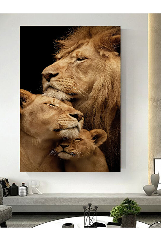 ASLAN AİLESİ BASKILI KANVAS TABLO - 1