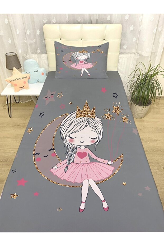 Princess on the Grey Moon Patterned Bedspread and Pillow