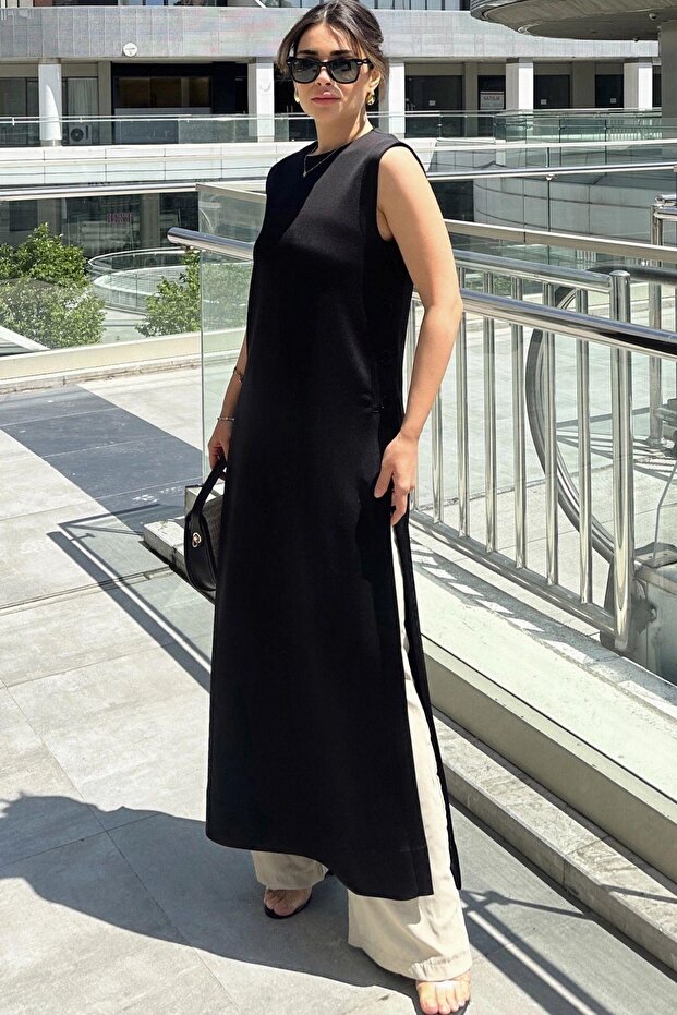 Women's Black Sleeveless, Round Neck, Deep Slit, A-Line Lycra Tunic Dress