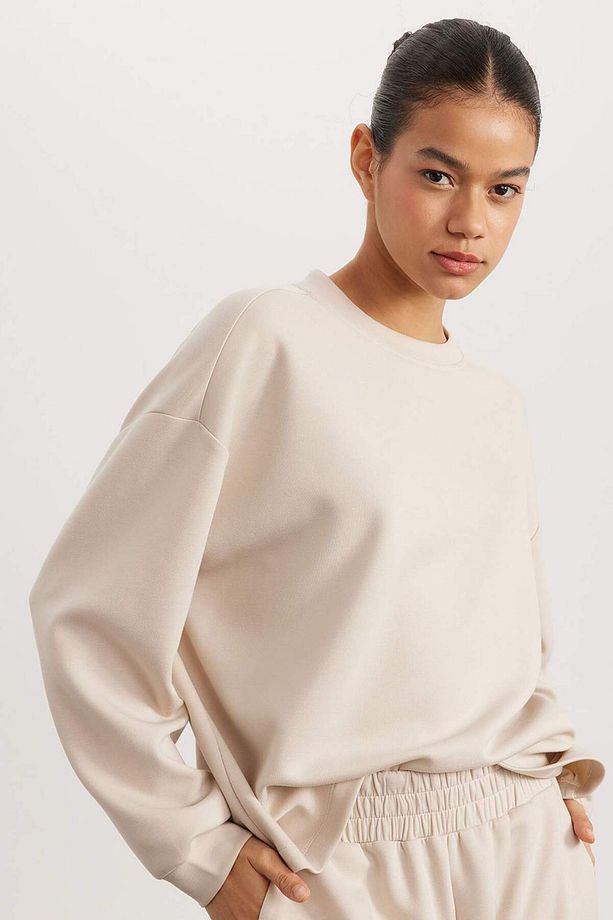 DeFactoFit Oversize Geniş Kalıp Bisiklet Yaka Basic Düz Skuba Dalgıç Kumaş Sporcu Sweatshirt B4668AX - 1