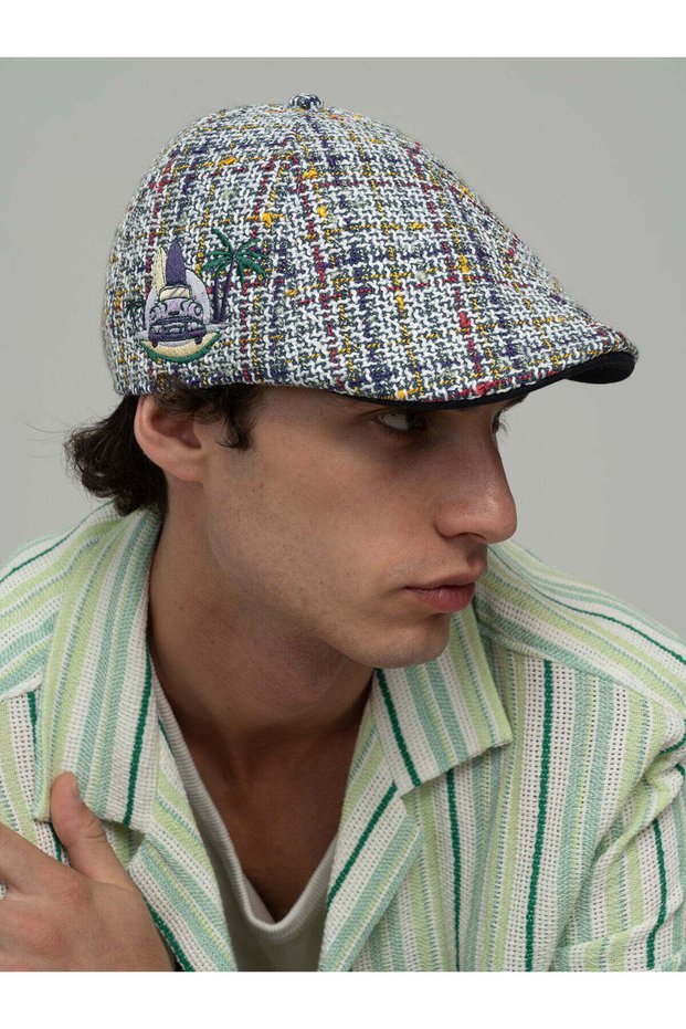 Women Men White Hat City's Collection - Havana - Casket