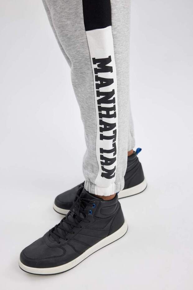 DeFactoFit Jogger Eşofman Altı Standart Fit Çift Cepli Baskılı Lastikli Paça B4488AX24SP - 6