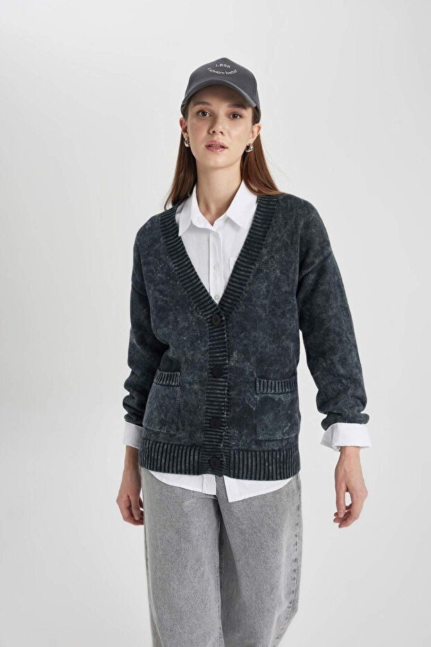 Regular Fit V Yaka Düğmeli Yıkamalı Triko Hırka B6877AX23WN - 5