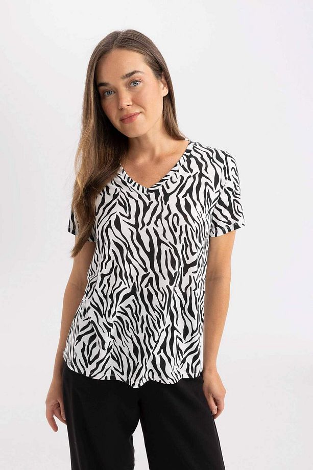 Regular Fit V Yaka Zebra Desenli Kısa Kollu Tişört Z6456AZ23SP - 1
