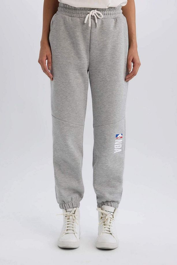 DeFactoFit NBA Wordmark Standart Fit Cepli Uzun Boy Eşofman Altı Z0151AZ22AU - 1