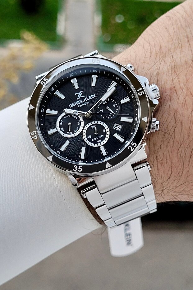 Dial Black Cordon Silver Color Inside Indicators Active Men's Wrist Watch