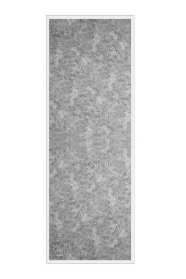 شال حريري بنمط فرشاة رمادية - 4