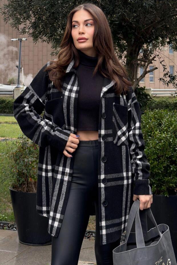 Women's Black Double Pocket, Plaid Pattern, Comfortable Fit, Long Stamp Shirt