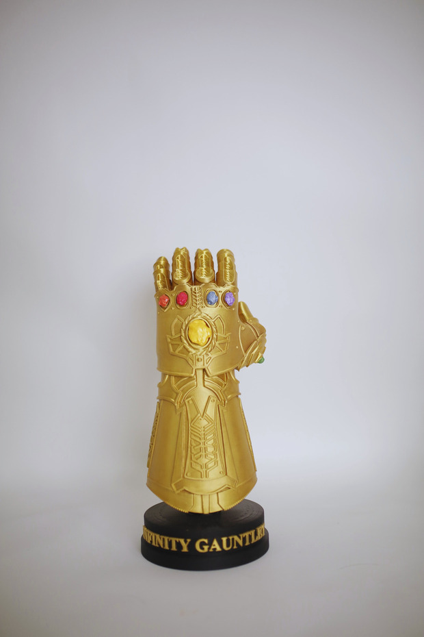 Thanos Sonsuzluk Eldiveni – 3D Baskı PLA Koleksiyon Figürü (Infinity Gauntlet) - 2