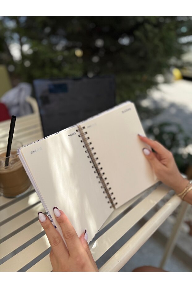 GIALA A5 SERT KAPAK ÇİZGİSİZ DEFTER - 2
